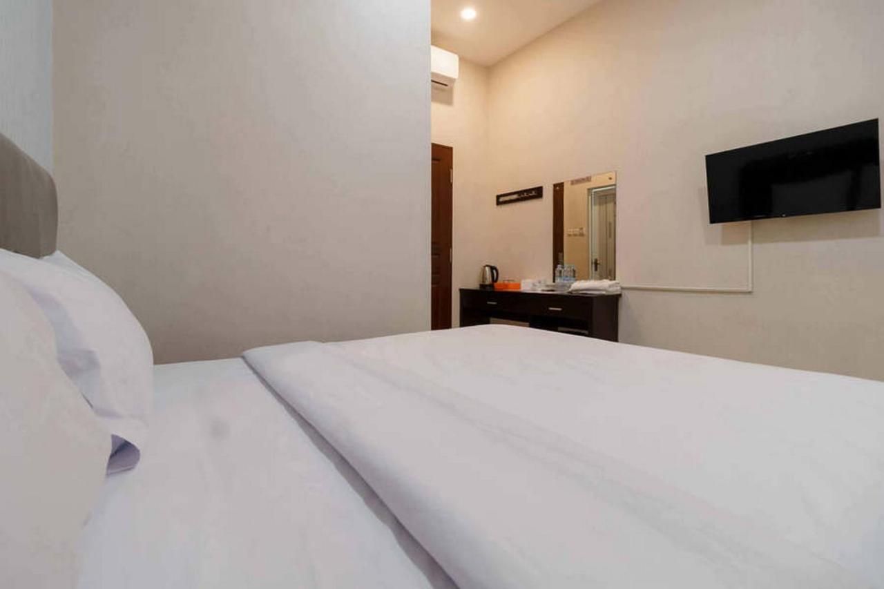 Reddoorz At Seindo Hotel Medan Sunggal Exterior photo